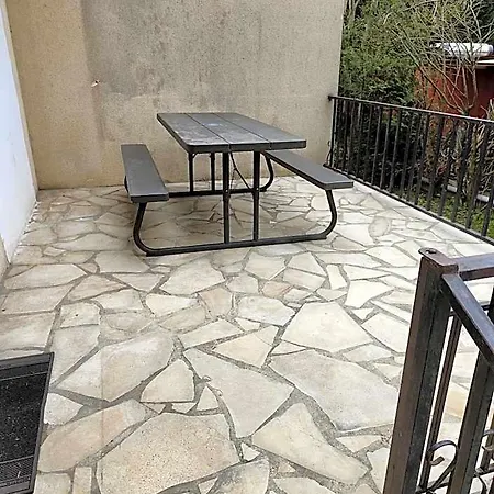 Les 4 Chênes Hotel *