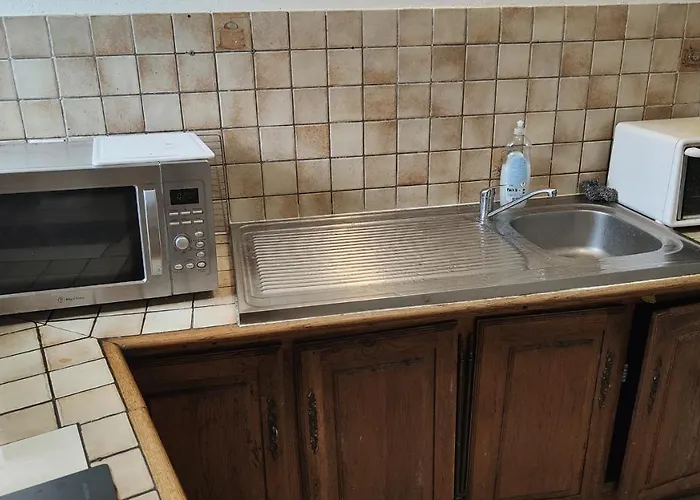 호텔 Les 4 Chenes *